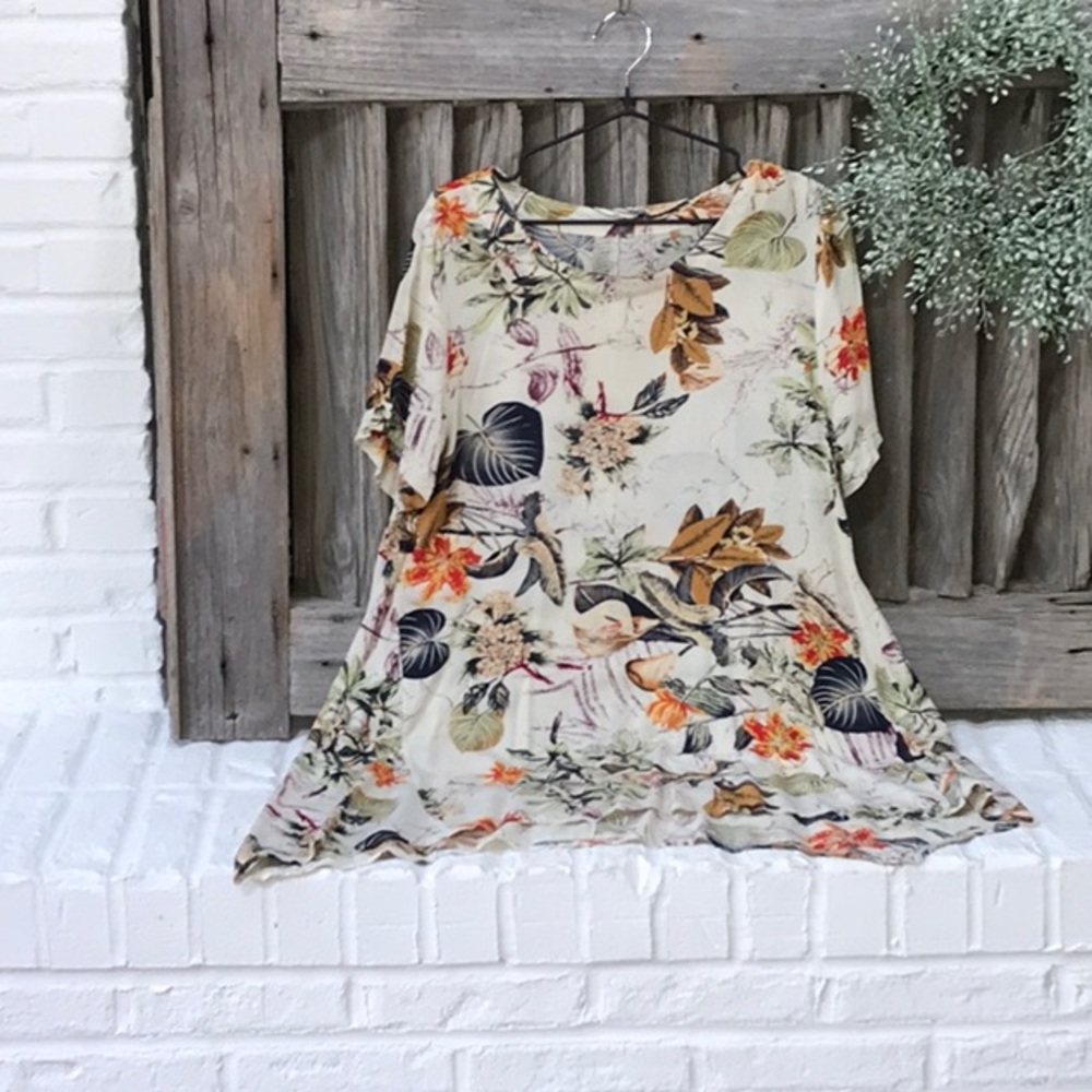 SHEIN Tunic style top with vine print